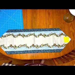 Chickadee.  Runner.Order number. TR 4